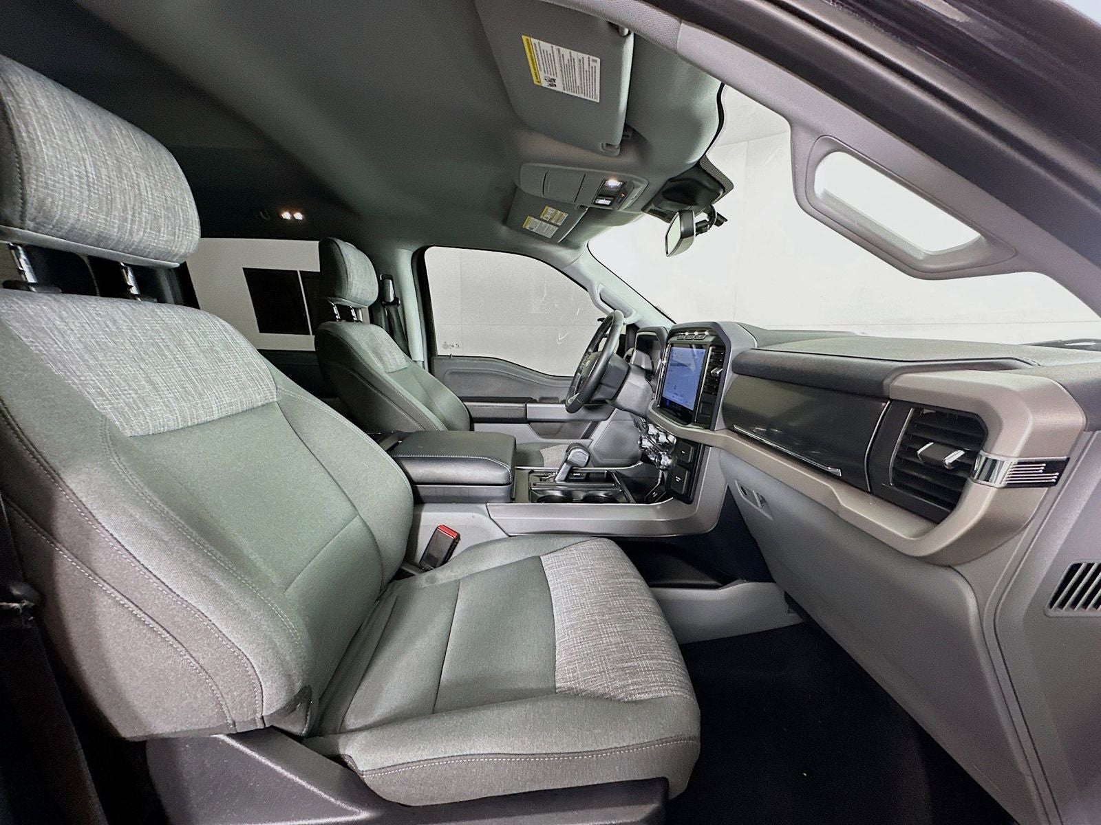 2023 Ford F-150 Lightning XLT
