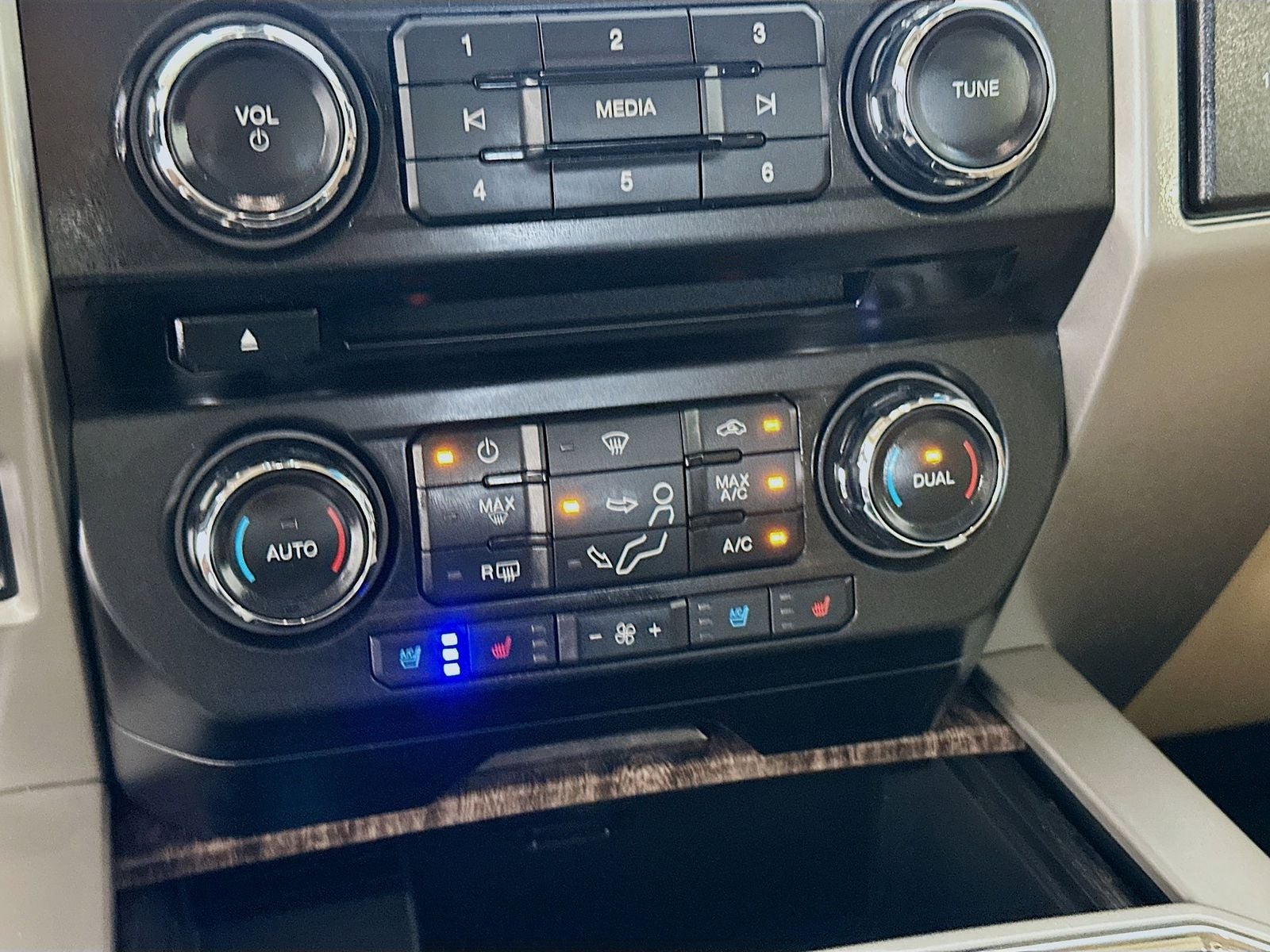 2018 Ford F-250SD Lariat