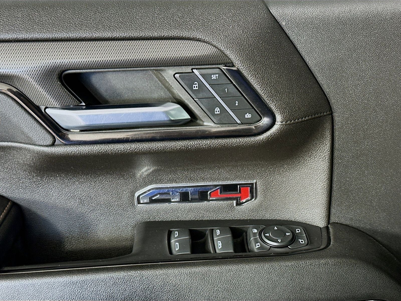 2023 GMC Sierra 1500 AT4
