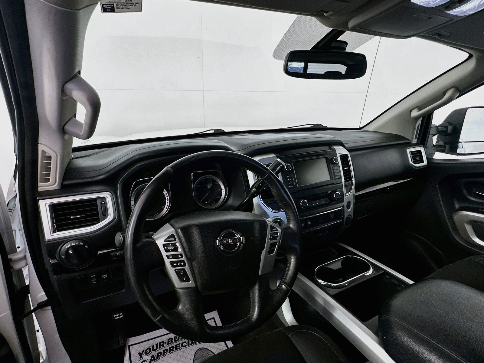 2019 Nissan Titan SV