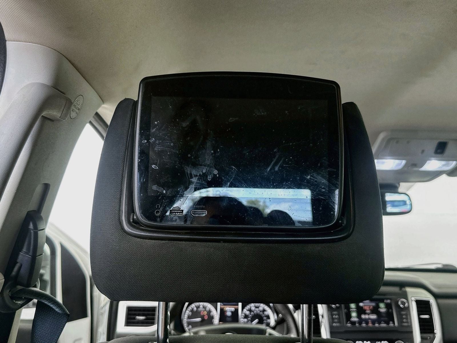 2019 Nissan Titan SV