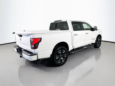 2021 Nissan Titan SL