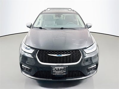 2021 Chrysler Pacifica Hybrid Limited