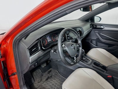 2019 Volkswagen Jetta R-Line