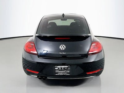 2018 Volkswagen Beetle 2.0T SE