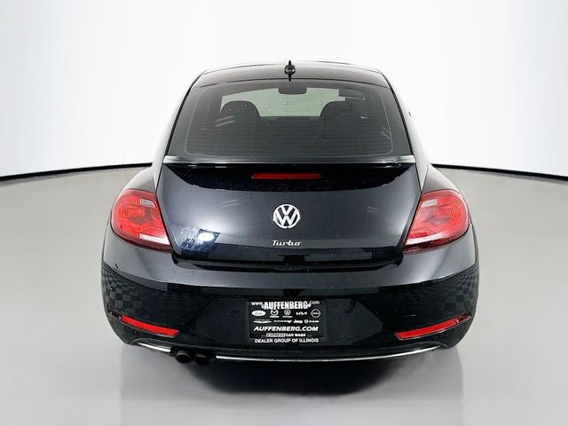 2018 Volkswagen Beetle 2.0T SE