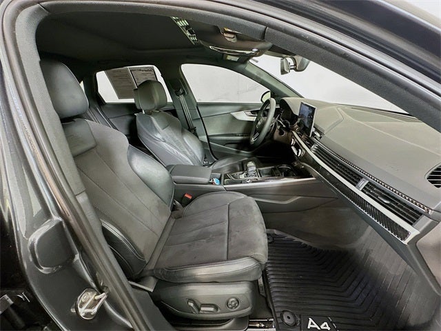 2023 Audi A4 45 S line Premium Plus quattro