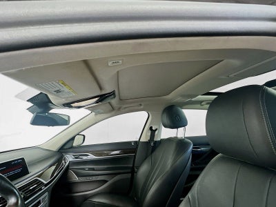 2019 BMW 7 Series 740i xDrive