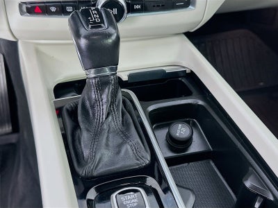 2020 Volvo XC60 T5 Momentum