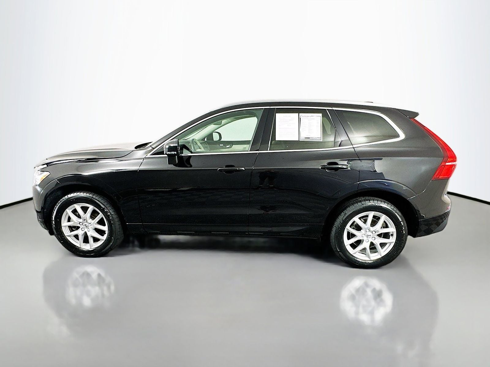 2020 Volvo XC60 T5 Momentum