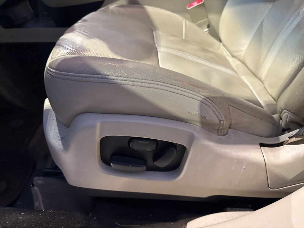 2016 Lincoln MKT EcoBoost