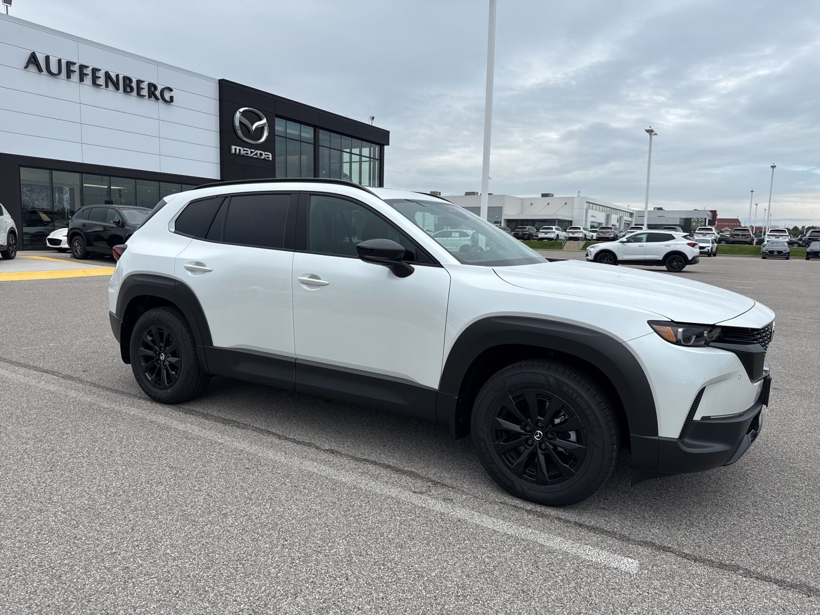 2026 Mazda CX-50 2.5 Hybrid Premium's photo