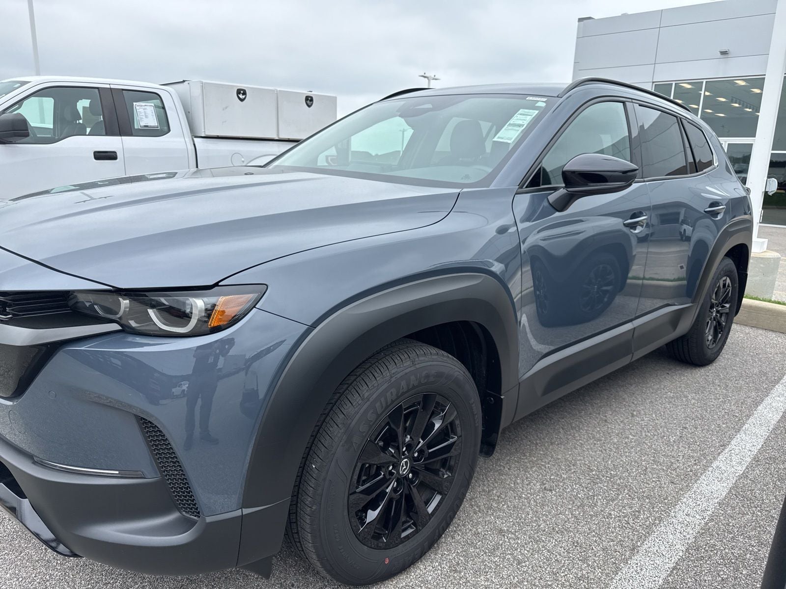 2026 Mazda CX-50 2.5 Hybrid Premium's photo