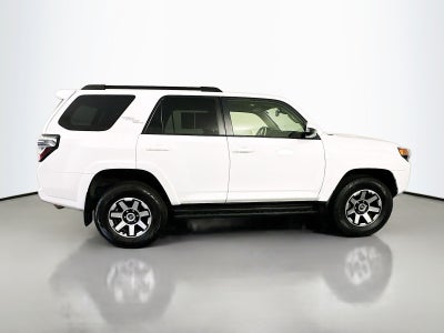 2022 Toyota 4Runner TRD Off-Road