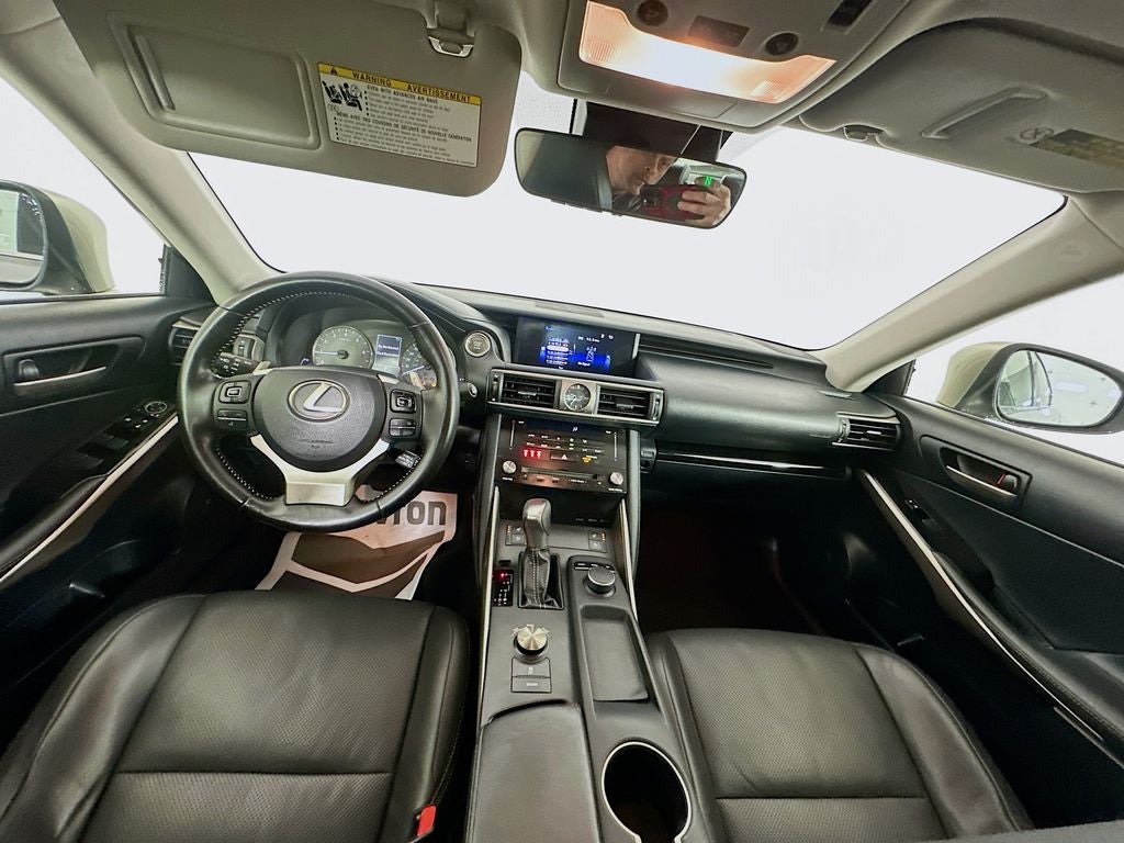 2017 Lexus IS 300