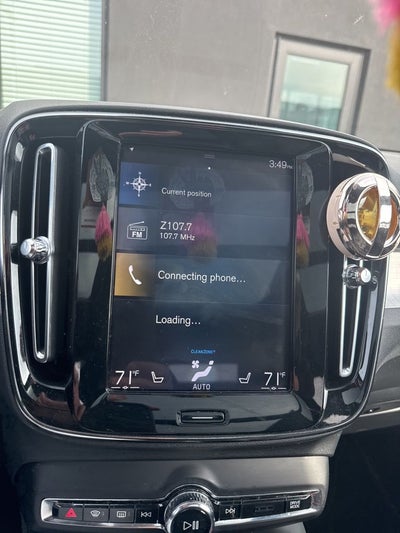 2019 Volvo XC40 Momentum