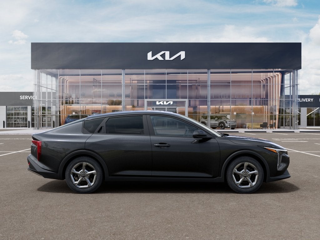 2027 Kia K4 LXS
