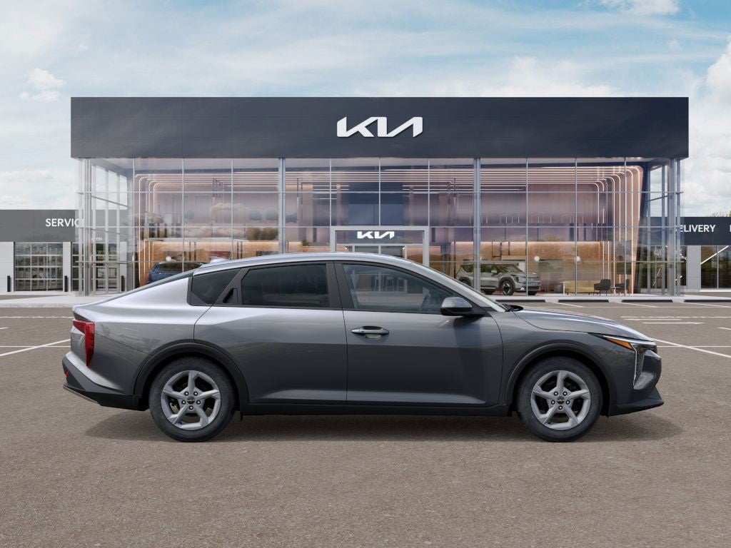 2025 Kia K4 LXS Service Loaner