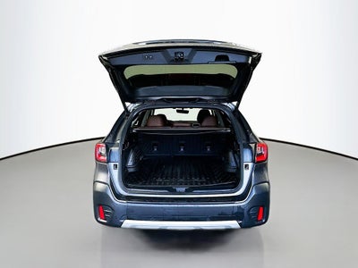 2022 Subaru Outback Touring