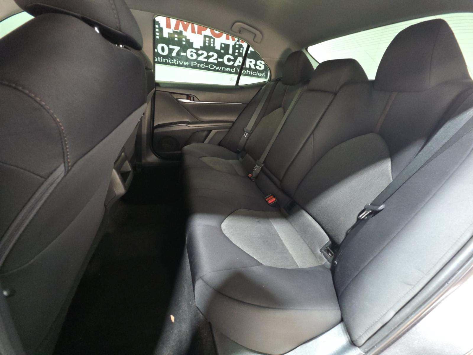 2018 Toyota Camry LE