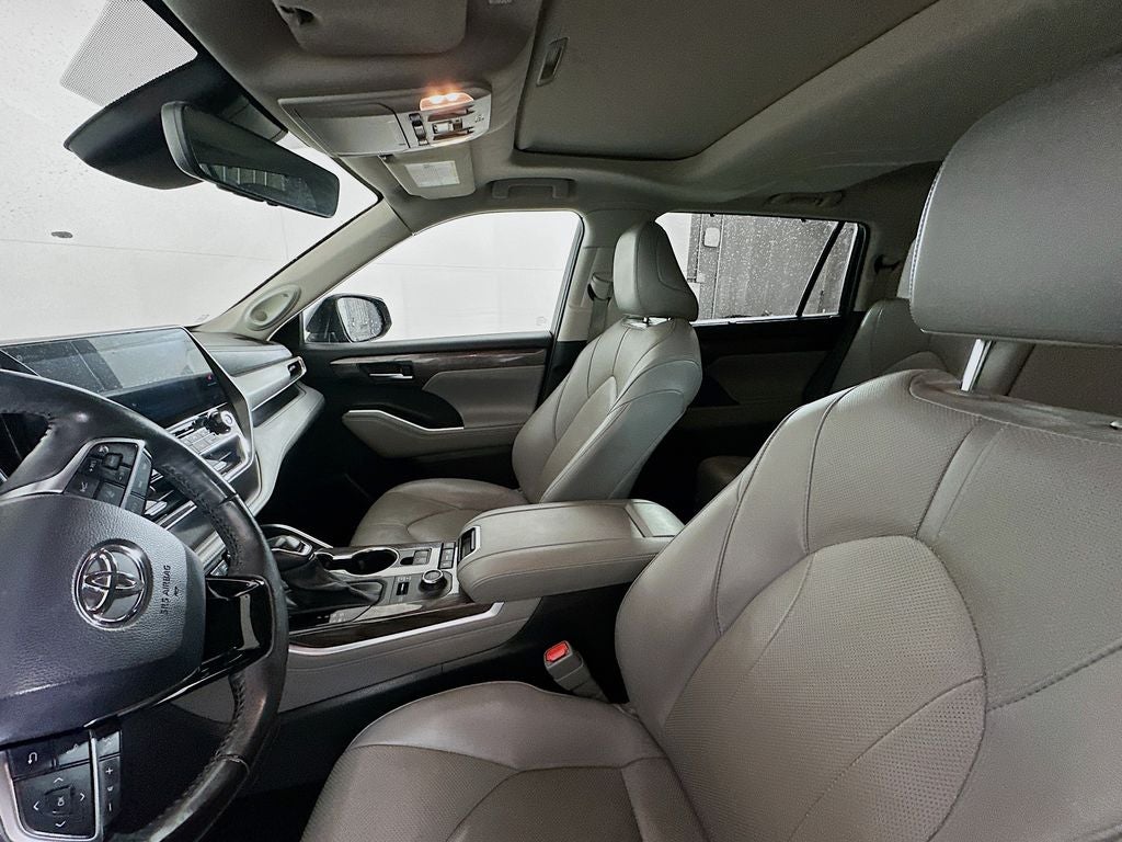 2021 Toyota Highlander Limited