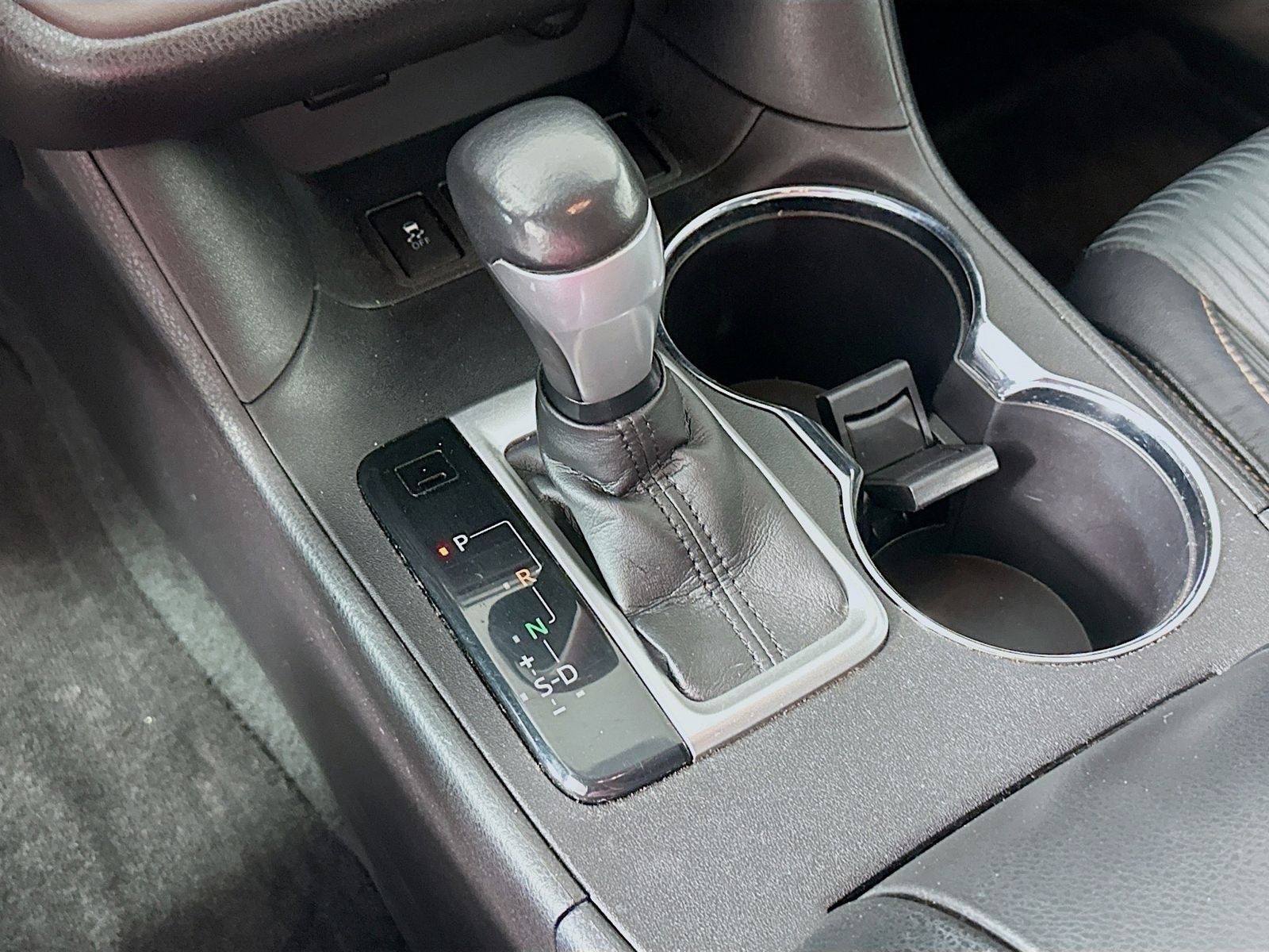 2015 Toyota Highlander LE Plus V6