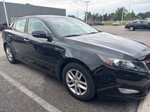 2013 Kia Optima LX AT's photo