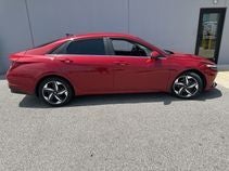 2023 Hyundai Elantra 1.6 HEV Limited DCT's photo