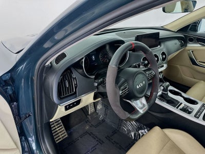 2022 Kia Stinger GT1