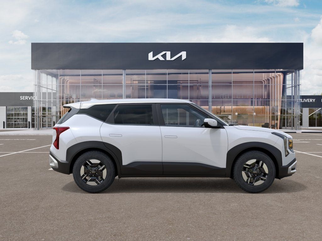 2027 Kia Seltos LX Kia Service Loaner