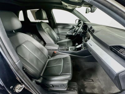 2021 Audi Q3 Premium quattro