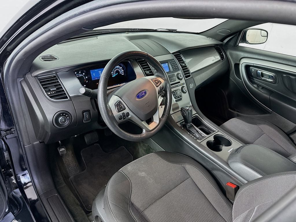 2018 Ford Taurus SEL