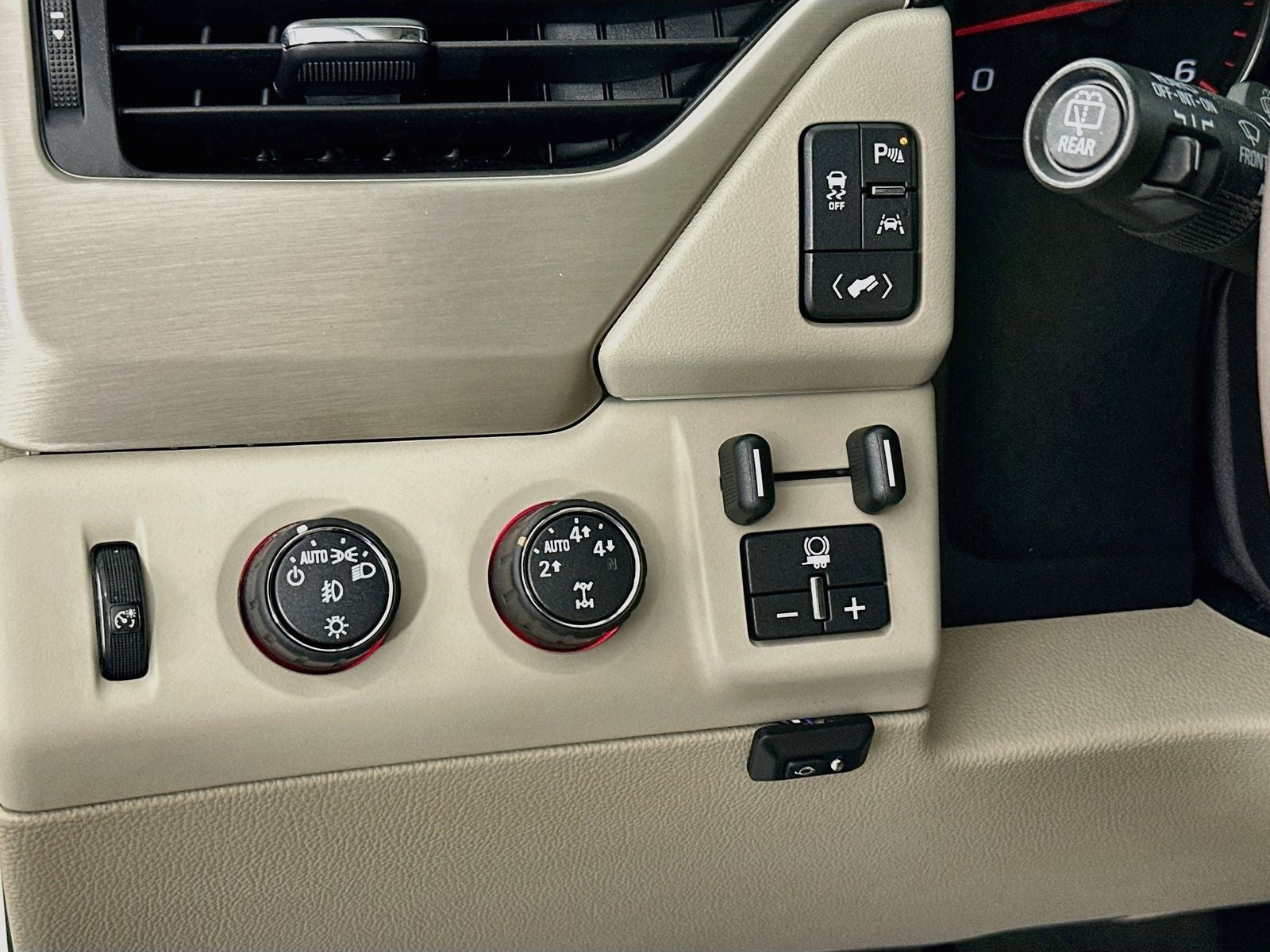 2016 GMC Yukon Denali Denali