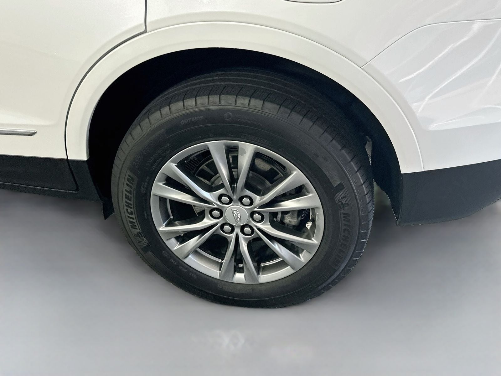 2021 Cadillac XT5 FWD Premium Luxury