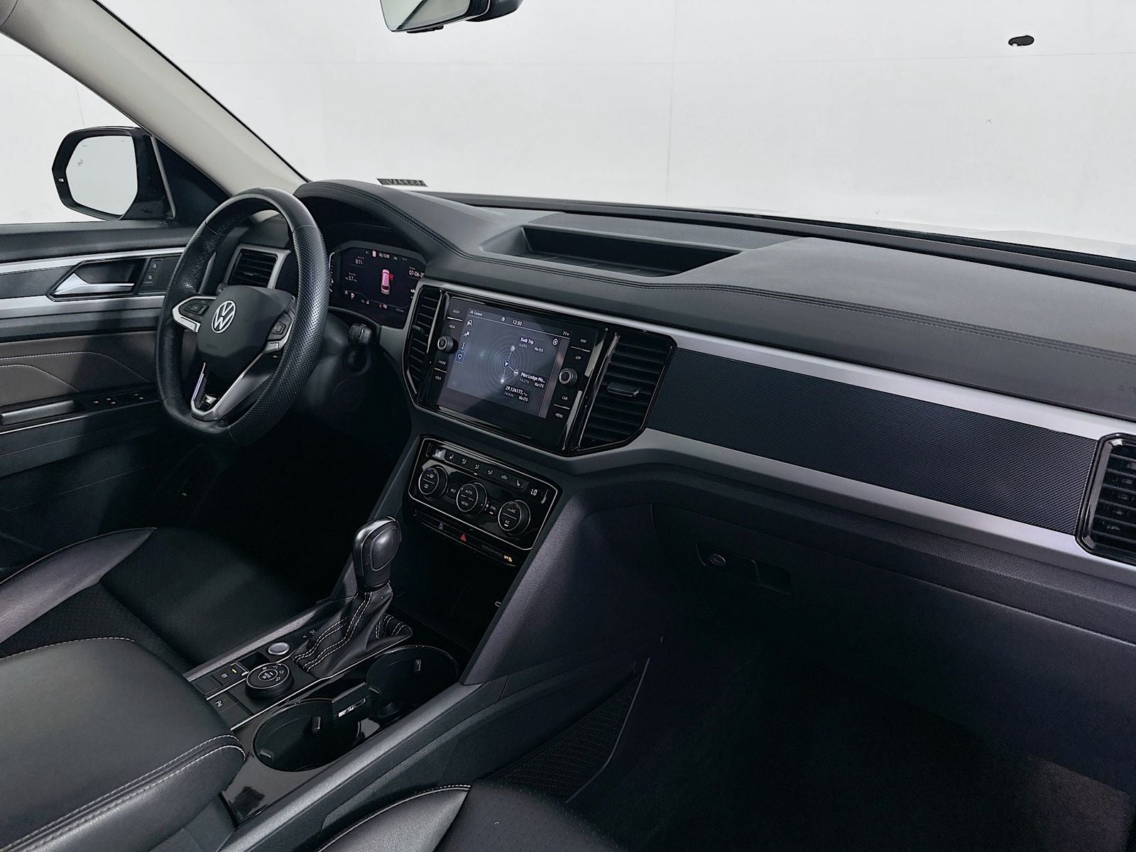 2022 Volkswagen Atlas 3.6L V6 SEL R-Line
