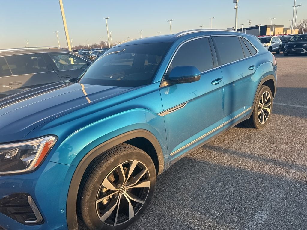 2024 Volkswagen Atlas Cross Sport 2.0T SEL Premium R-Line