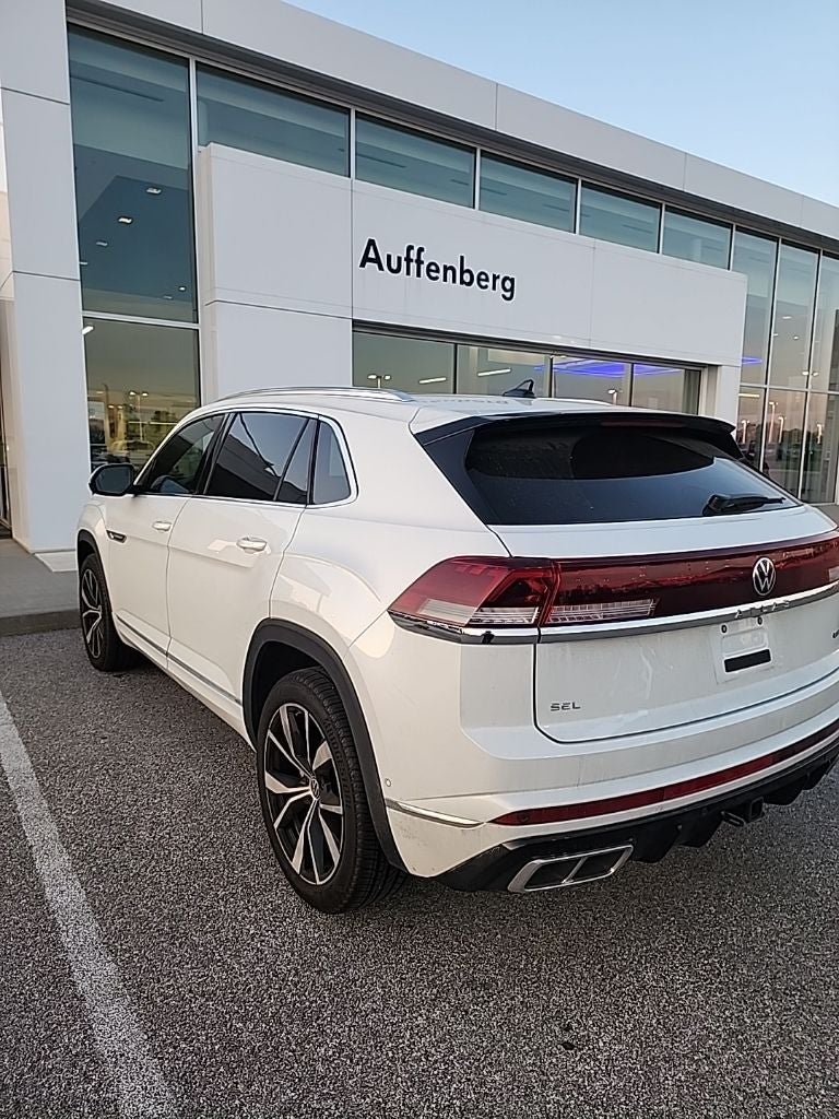 2025 Volkswagen Atlas Cross Sport 2.0T SEL Premium R-Line