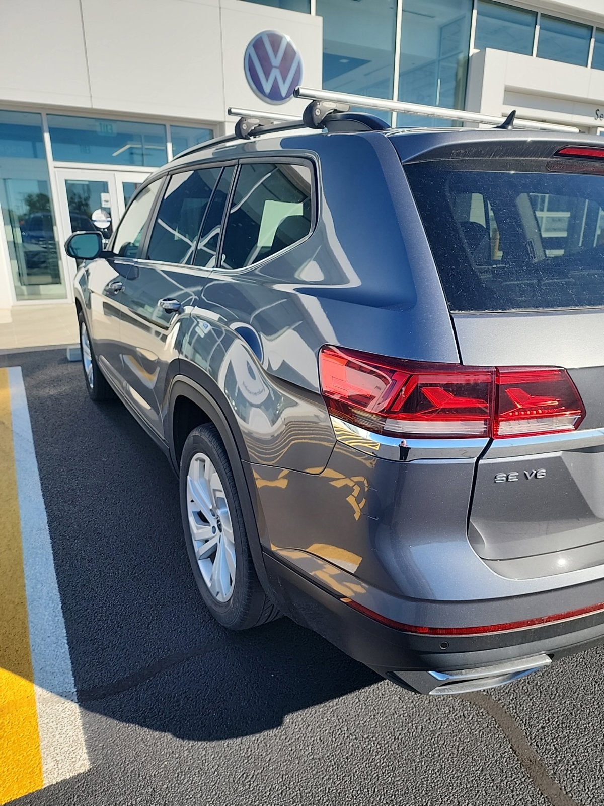 2021 Volkswagen Atlas 3.6L V6 SE w/Technology