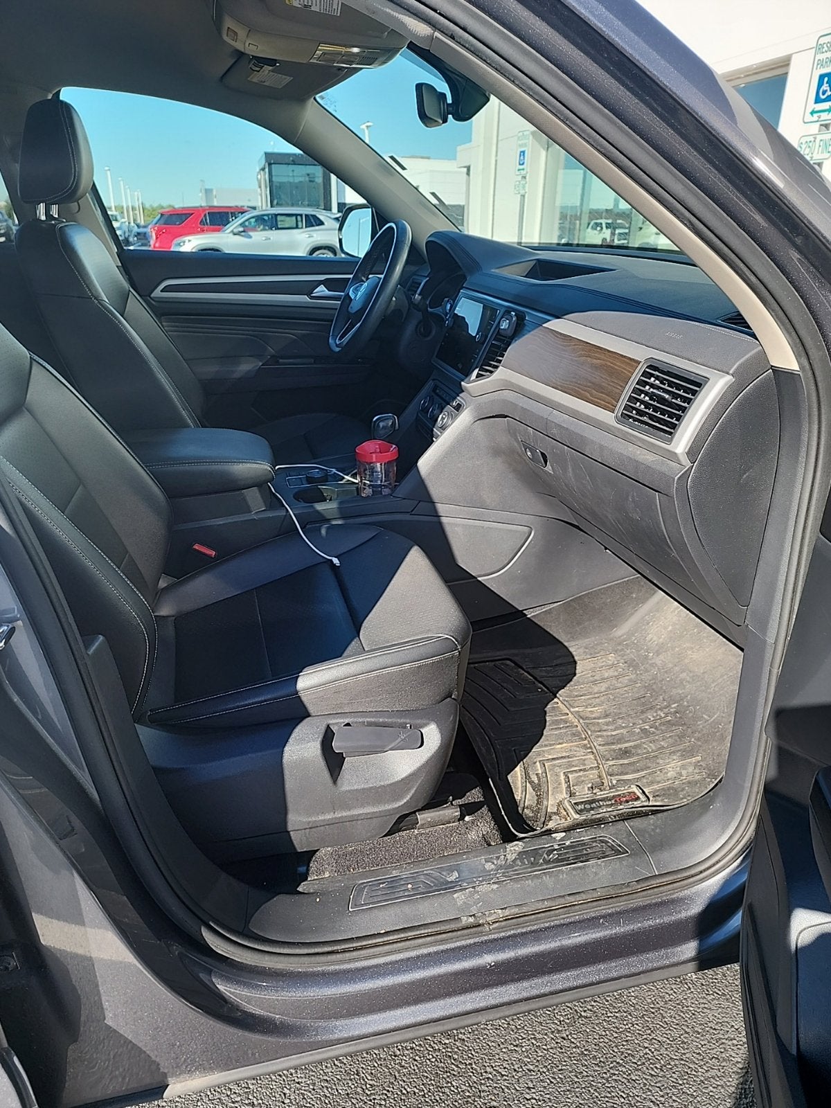 2021 Volkswagen Atlas 3.6L V6 SE w/Technology