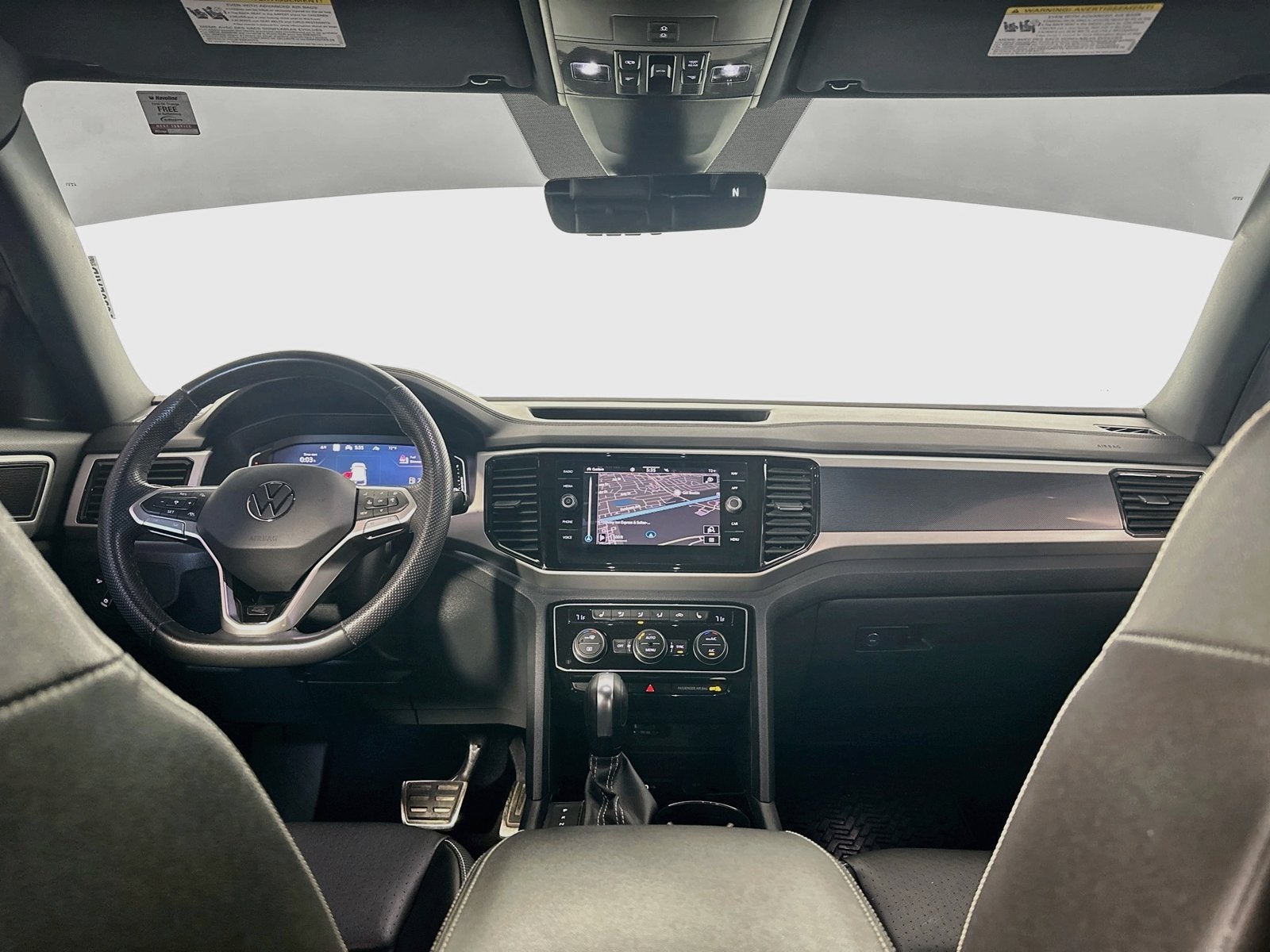 2023 Volkswagen Atlas Cross Sport 2.0T SEL R-Line Black