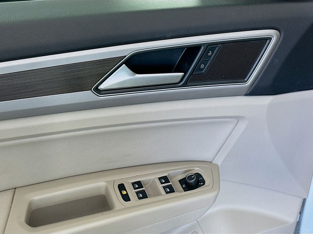 2019 Volkswagen Atlas 3.6L V6 SE w/Technology