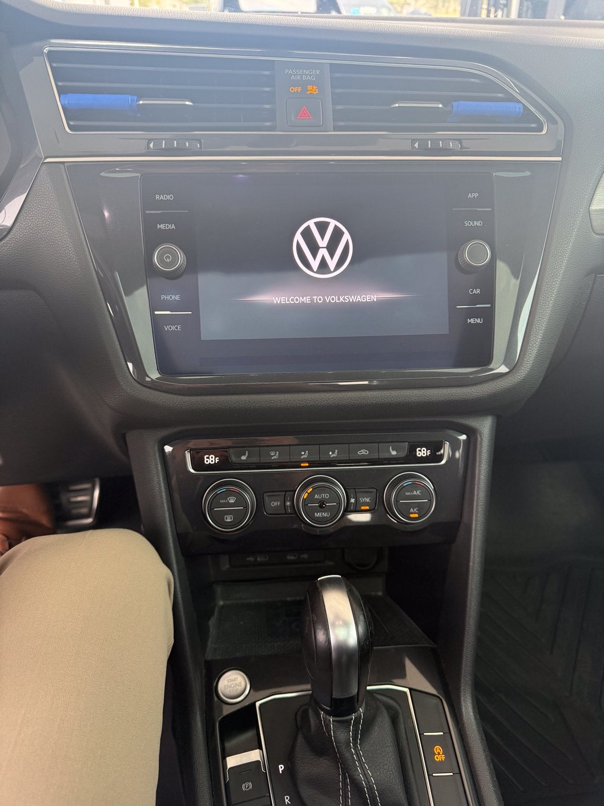 2021 Volkswagen Tiguan SE R-Line Black