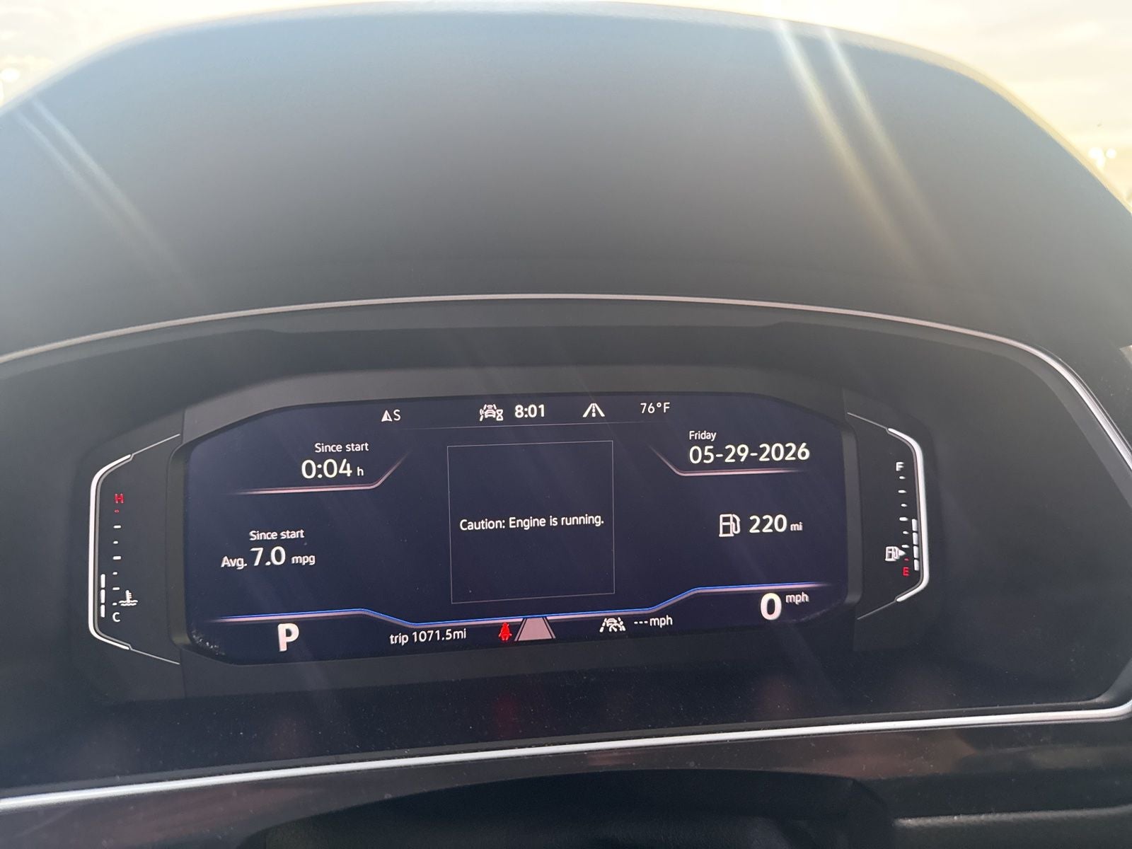 2024 Volkswagen Tiguan 2.0T SEL R-Line 4Motion's photo