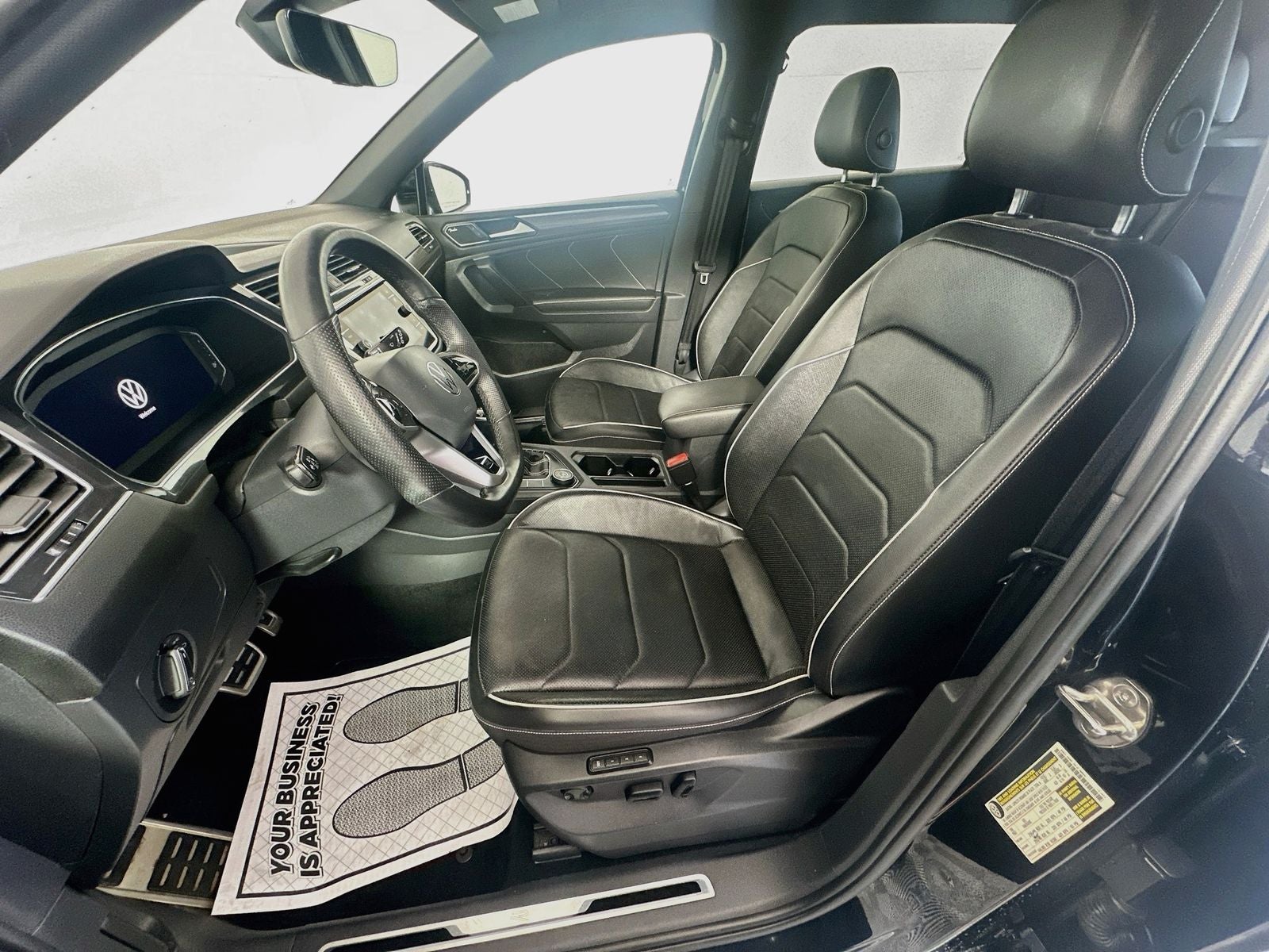 2022 Volkswagen Tiguan SEL R-Line