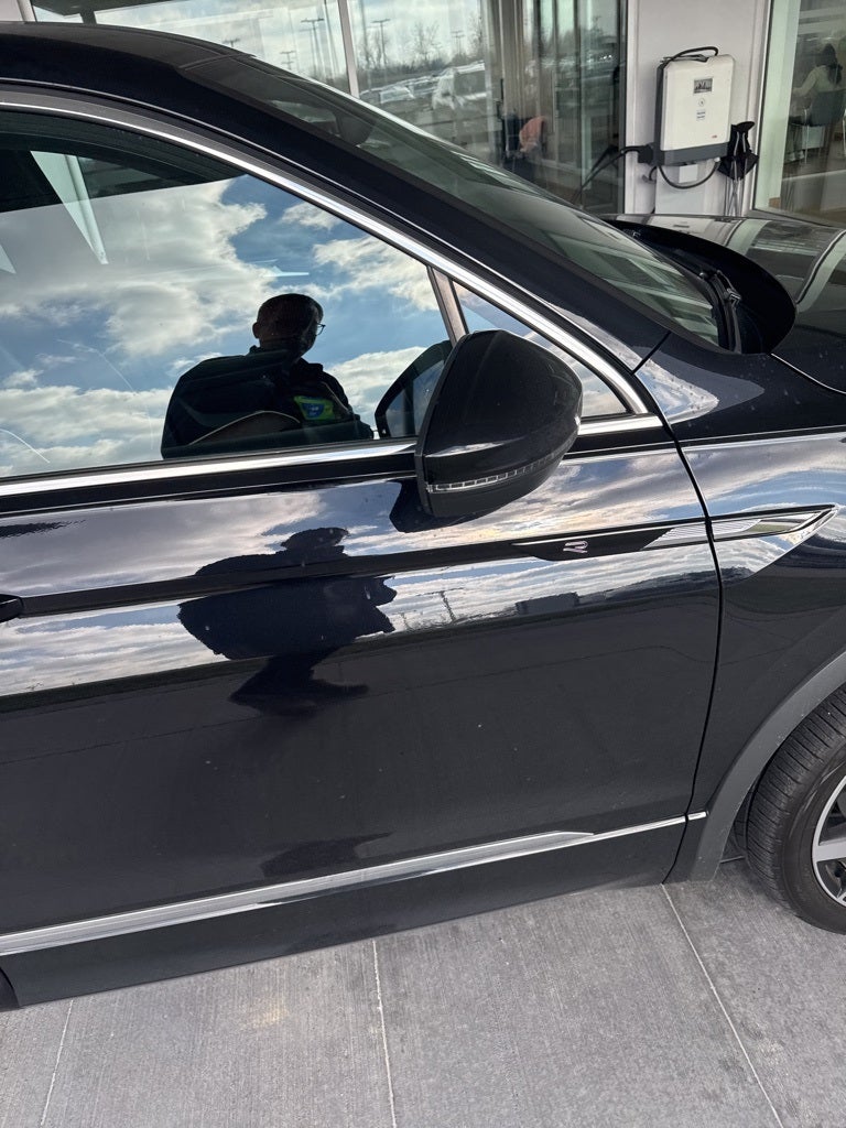 2022 Volkswagen Tiguan SEL R-Line