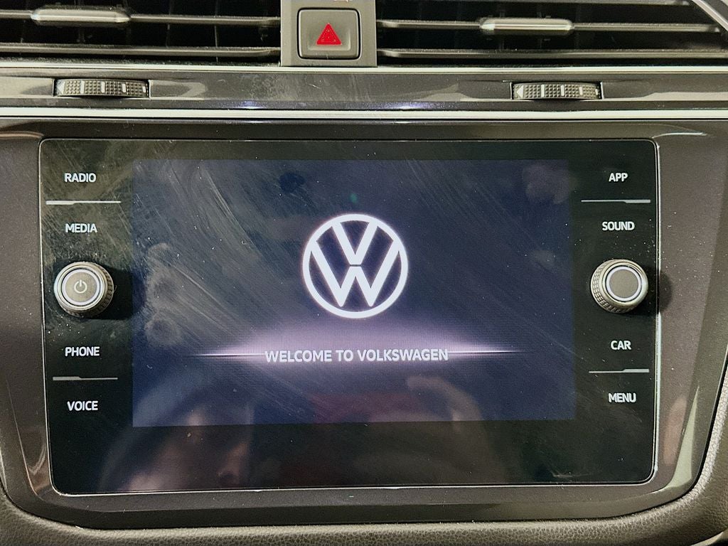 2022 Volkswagen Tiguan SE R-Line Black