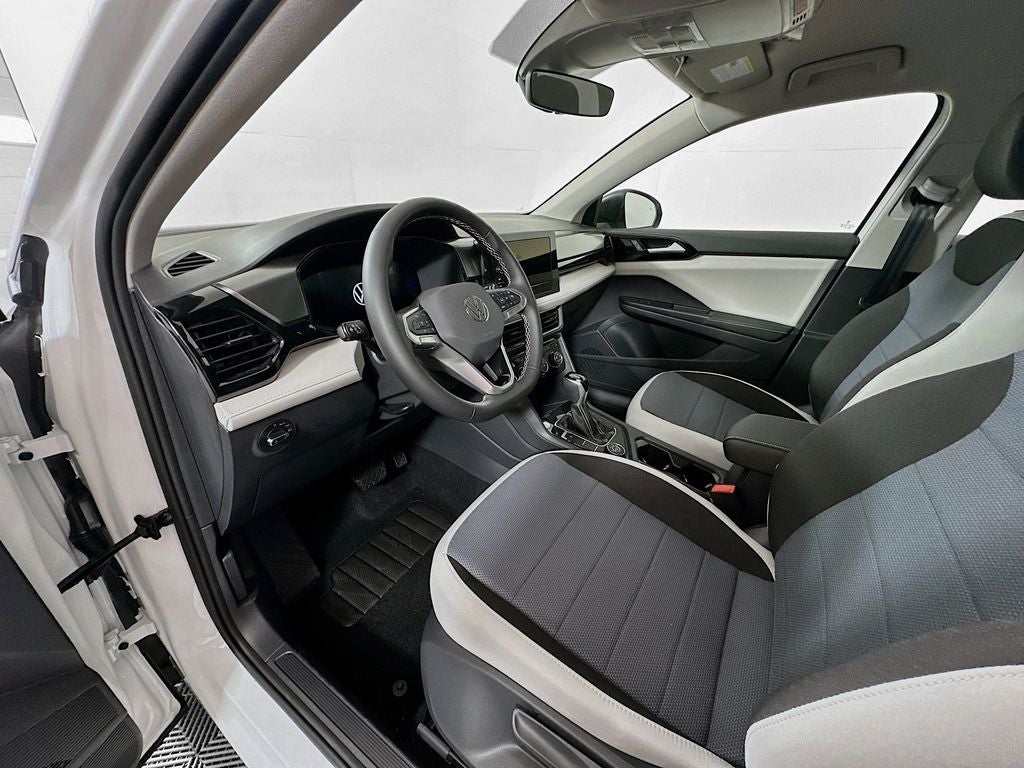 2025 Volkswagen Taos S