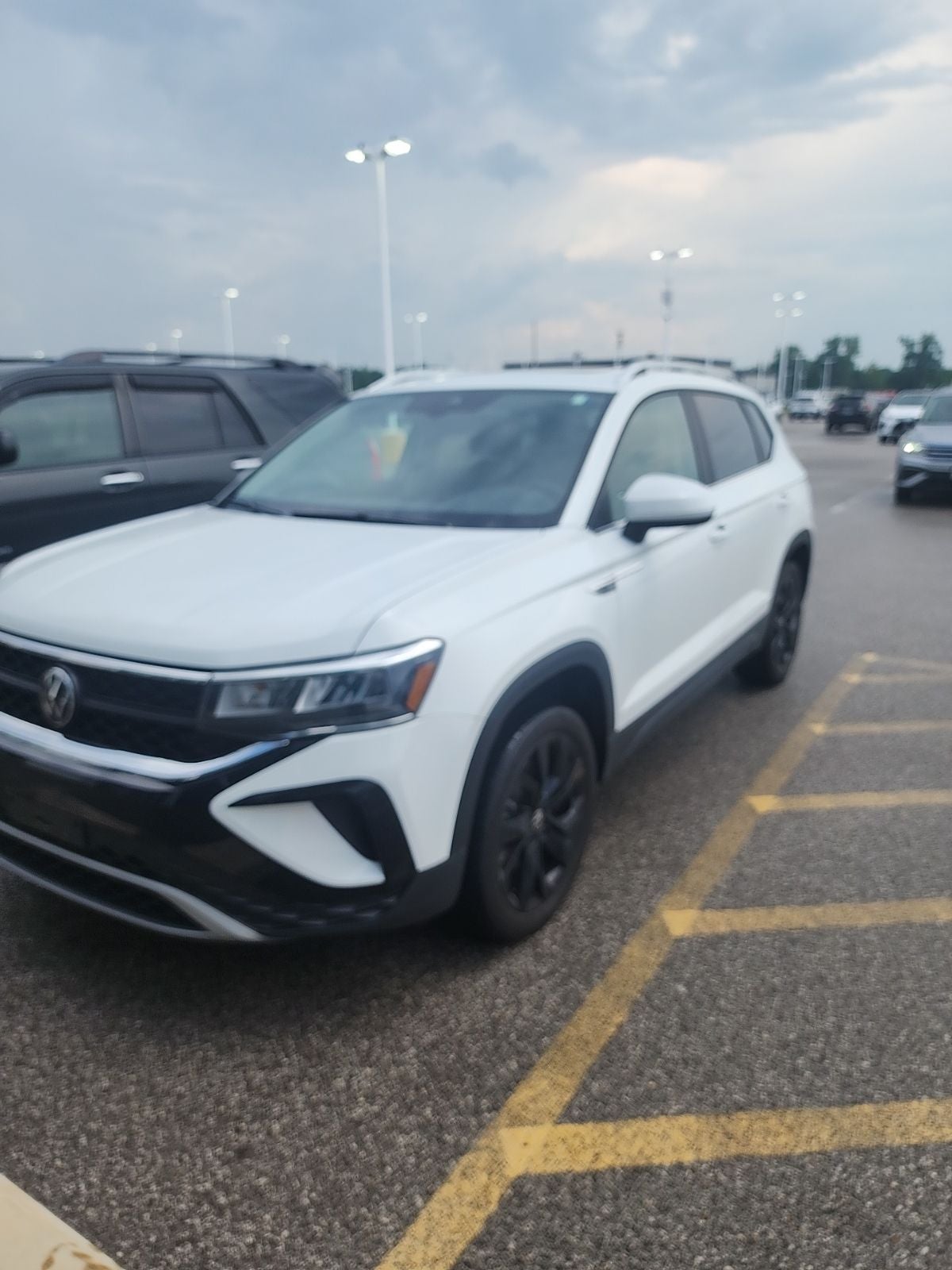 2023 Volkswagen Taos SE