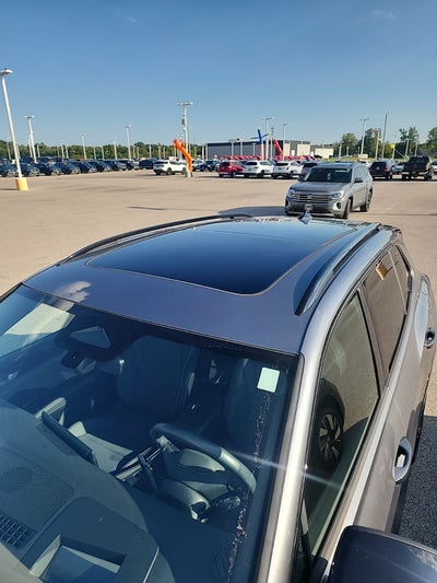2025 Volkswagen Tiguan SE R-Line Black
