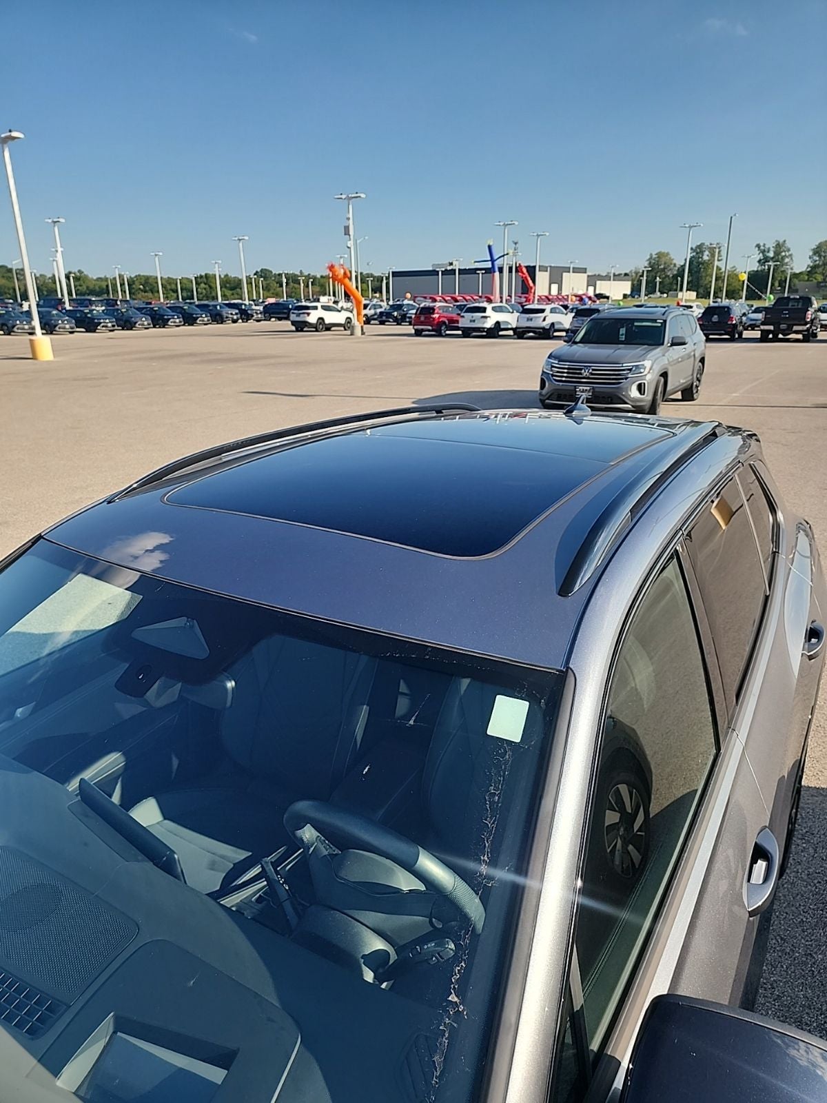 2025 Volkswagen Tiguan SE R-Line Black
